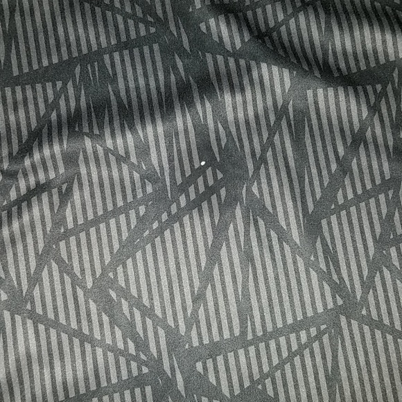 NWOT New Balance "FOCUS AND FIRE" Performance Tee - Picture 3 of 5